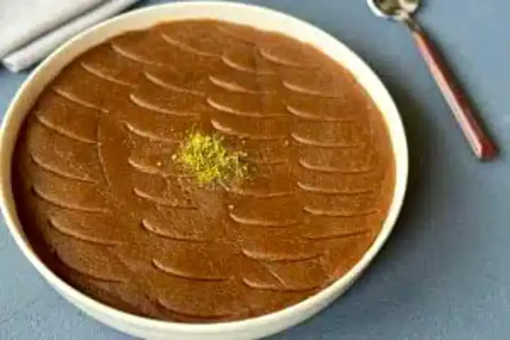 Pratik Pekmezli Un Helvası Tarifi