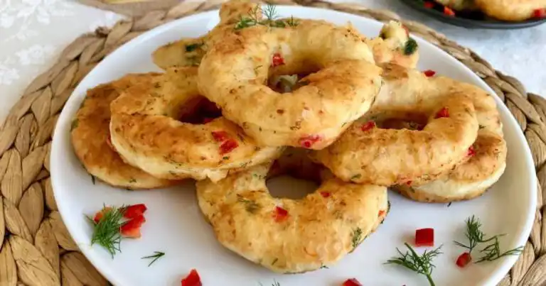 Nefis Peynirli Sebzeli Pişi Tarifi