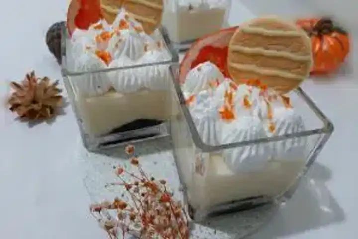 Nefis Portakal Aromalı Sütlü Tatlı Kupları