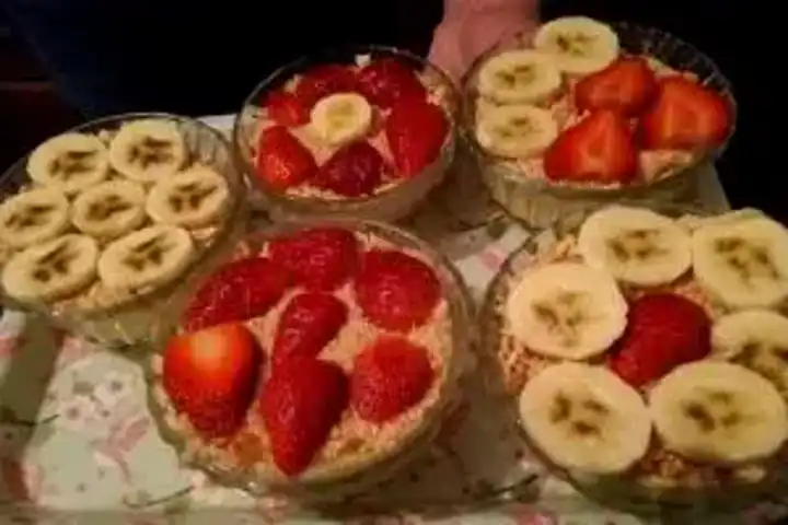 5 Dakikada Hazır Pudingli Bisküvili Tatlı Tarifi