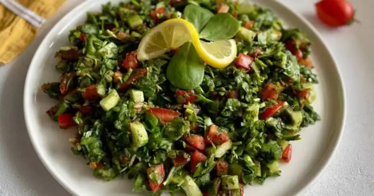 Nefis Semizotlu Kaşık Salatası Tarifi