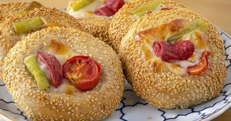 Simit Gibi Lezzetli Pizza Poğaça Tarifi