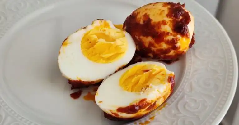 3 Malzemeyle Lezzet Patlaması: Soslu Yumurta Tarifi