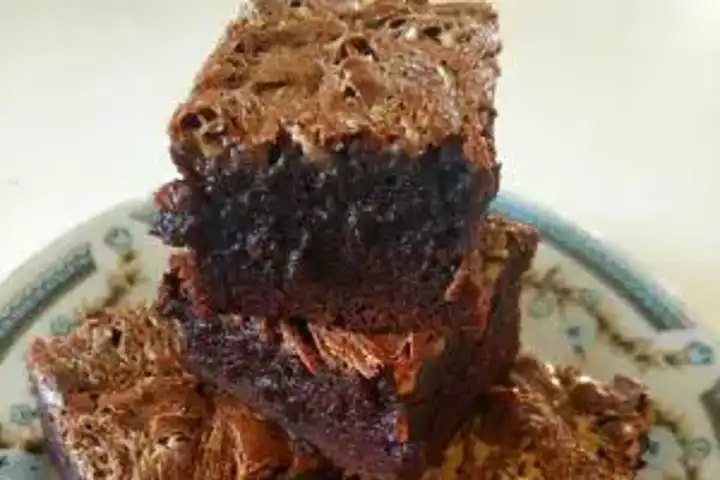 Muhteşem Tahin Pekmezli Brownie Tarifi