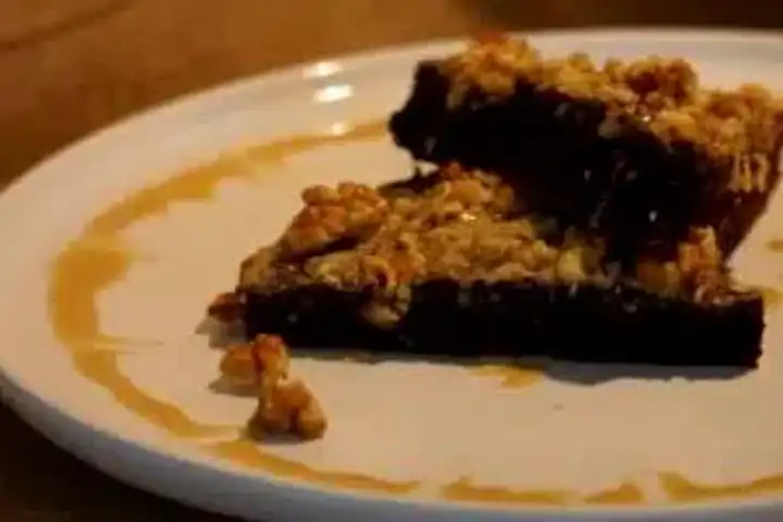 Nefis Tahinli Cevizli Turta Tarifi