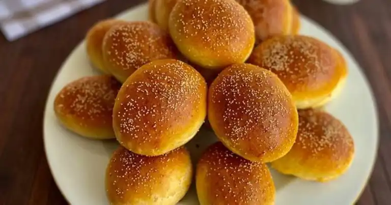 Puf Puf Kabaran Yaş Mayalı Poğaça Tarifi