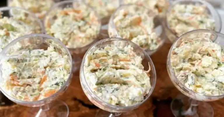 Nefis Yoğurtlu Patates Salatası Tarifi
