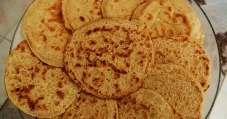 3 Malzemeyle Lezzetli Yulaf Pankek Tarifi