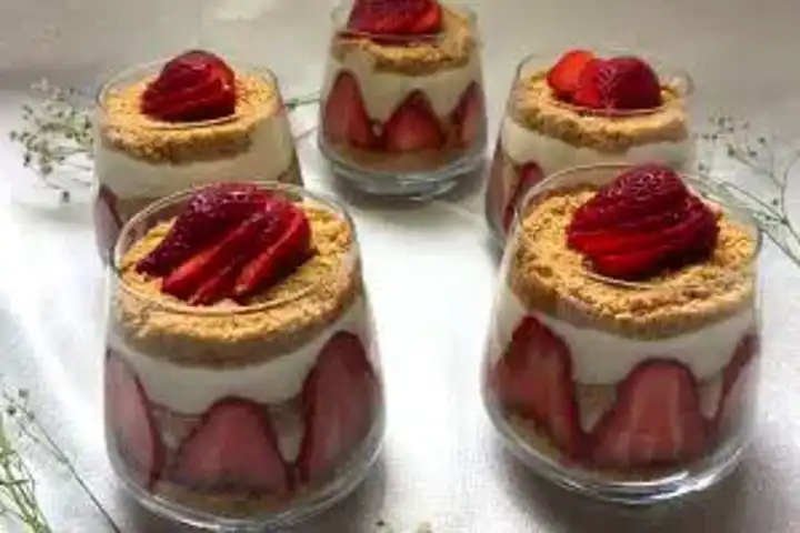 Nefis Yulaflı Bisküvili Tatlı