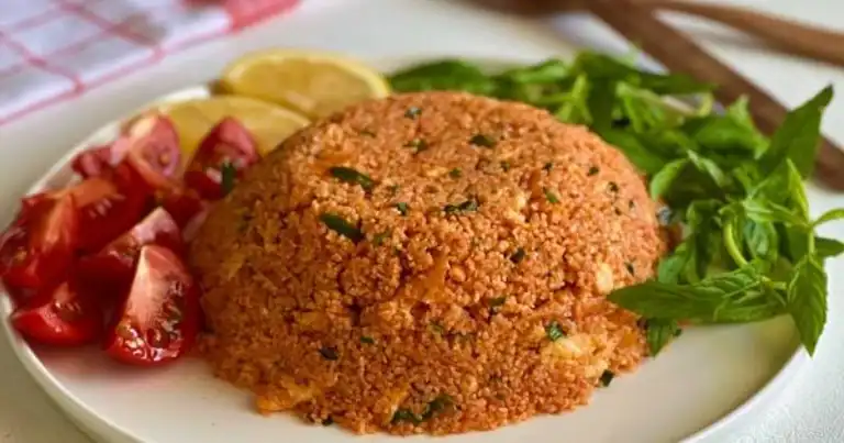 Nefis Yumurtalı Kısır Tarifi